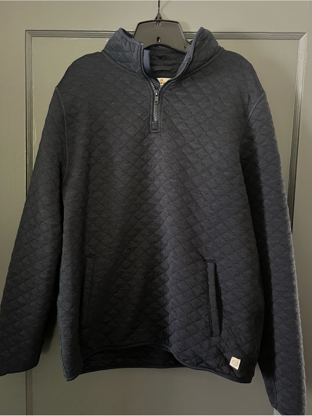 Marine Layer Quilted Half-Zip Pullover Jacket in Navy